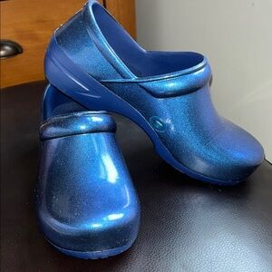 Sparkling Blue Slip-On Clogs